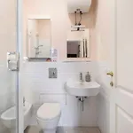Private 3* روما